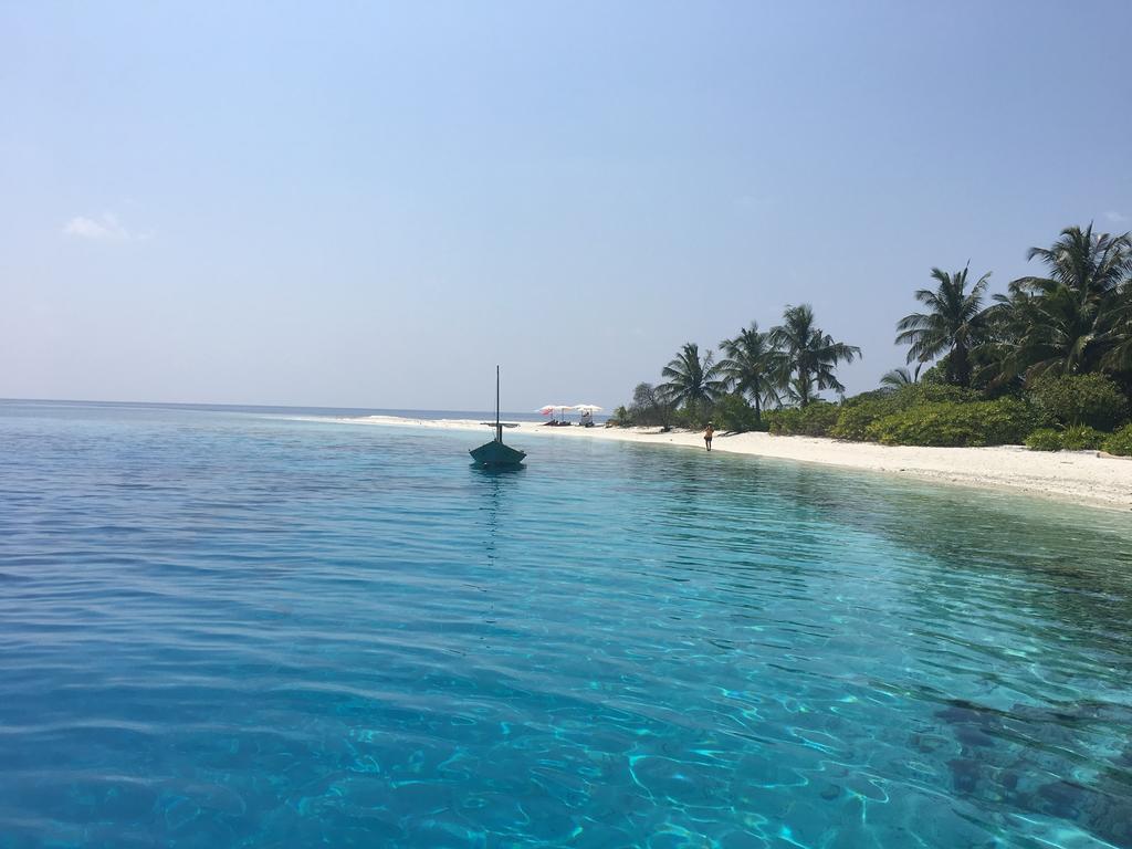 Hudhu Raakani Lodge Maldives Thinadhoo  Exterior foto